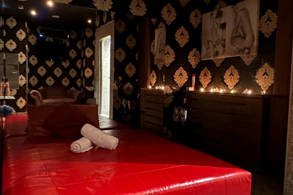 Erotik Massage Klub!