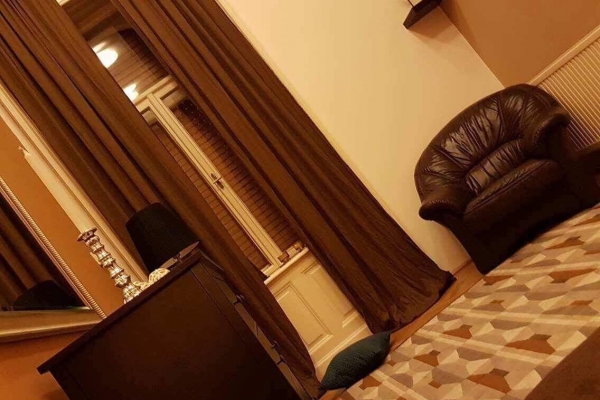 Ha eleged van az üres ígérgetésekből, akkor megtaláltad a helyed!