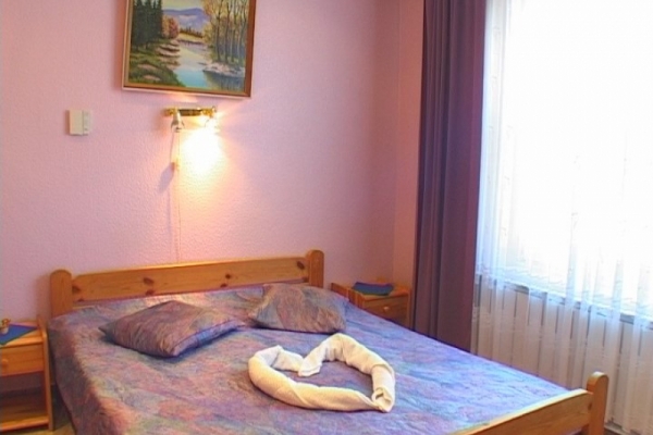 Erotikus munkára kolléganőt!