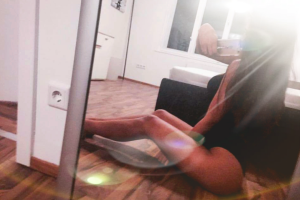 Szex / Escort / Webcam munka Budapesten, szállással!